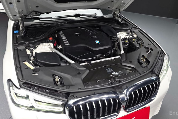 2020 BMW 5 серии с пробегом 64 486 км