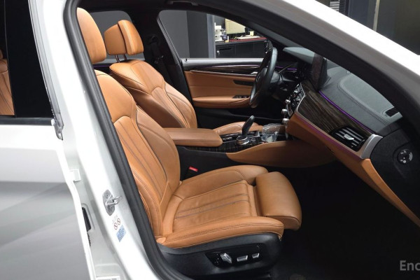 2020 BMW 5 серии с пробегом 64 486 км