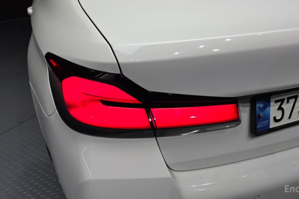 2020 BMW 5 серии с пробегом 64 486 км