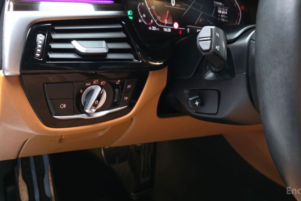 2020 BMW 5 серии с пробегом 64 486 км