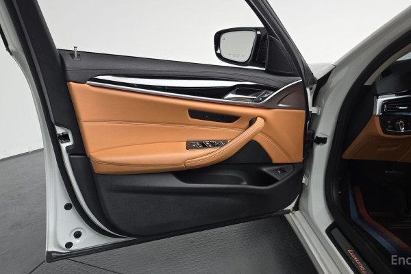 2020 BMW 5 серии с пробегом 59 742 км