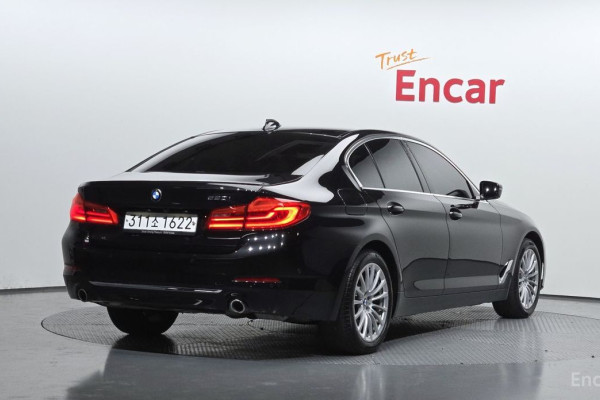 2019 BMW 5 серии с пробегом 42 272 км