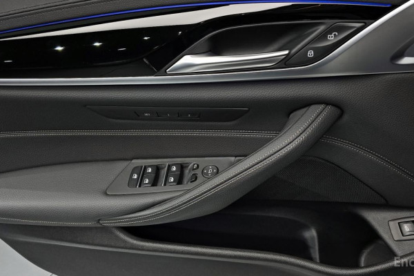 2019 BMW 5 серии с пробегом 42 272 км