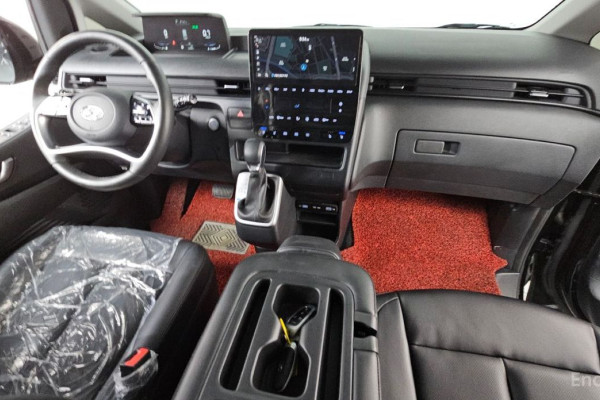 2022 Hyundai Staria с пробегом 42 888 км