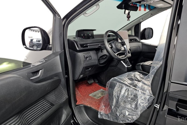 2022 Hyundai Staria с пробегом 42 888 км