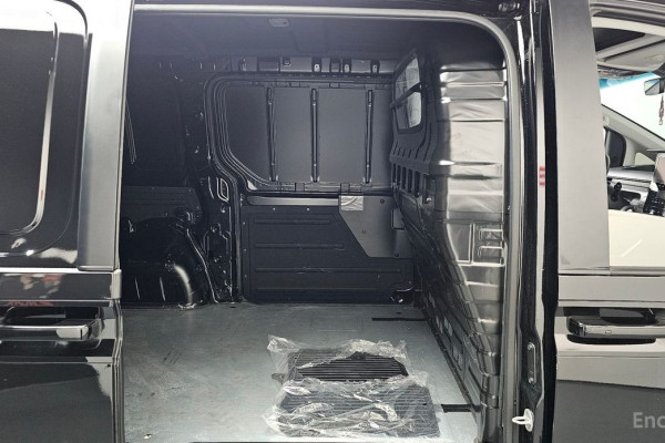 2022 Hyundai Staria с пробегом 42 888 км