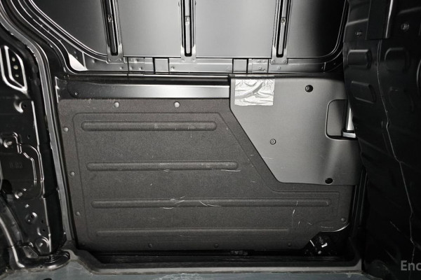 2022 Hyundai Staria с пробегом 42 888 км