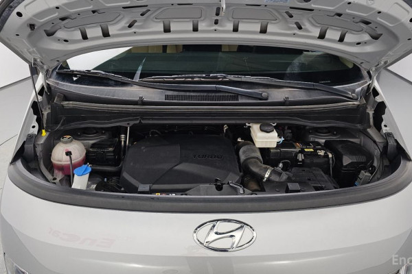 2022 Hyundai Staria с пробегом 48 618 км