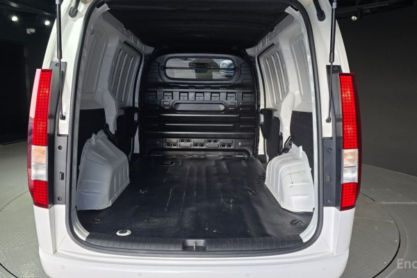 2021 Hyundai Staria с пробегом 94 024 км