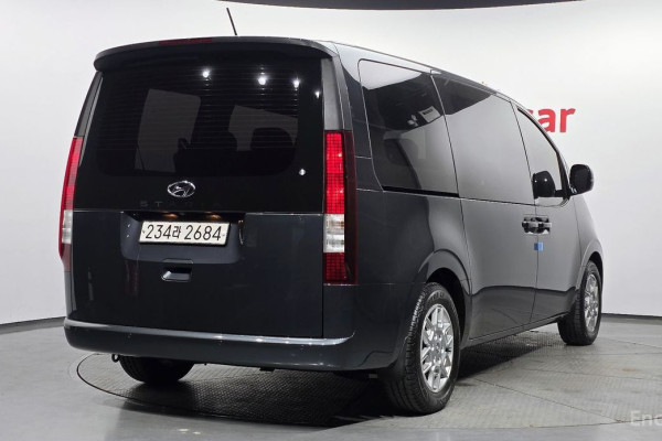 2022 Hyundai Staria с пробегом 42 258 км