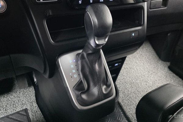 2022 Hyundai Staria с пробегом 42 258 км