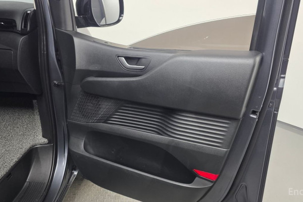 2022 Hyundai Staria с пробегом 42 258 км