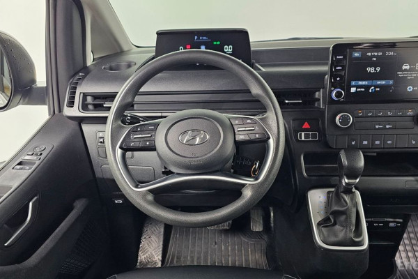 2022 Hyundai Staria с пробегом 98 390 км