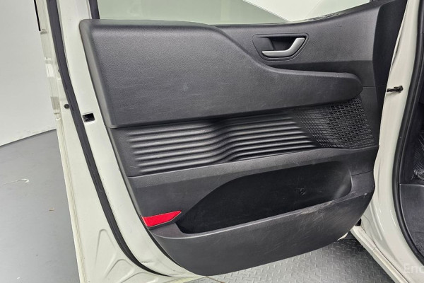 2022 Hyundai Staria с пробегом 98 390 км