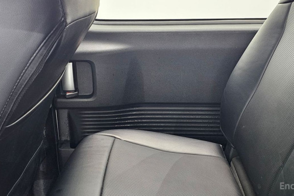 2022 Hyundai Staria с пробегом 98 390 км