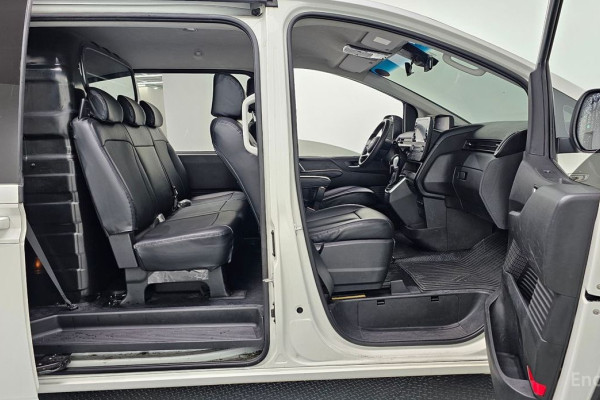 2022 Hyundai Staria с пробегом 98 390 км