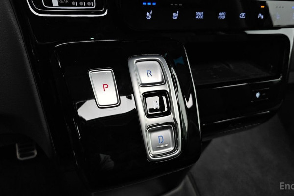 2022 Hyundai Staria с пробегом 70 114 км