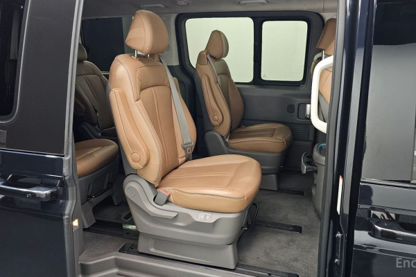 2022 Hyundai Staria с пробегом 70 114 км