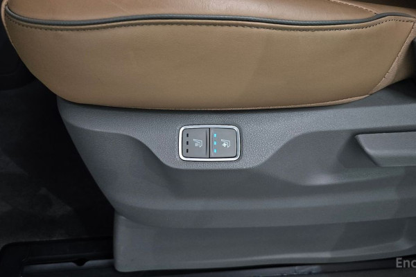 2022 Hyundai Staria с пробегом 70 114 км