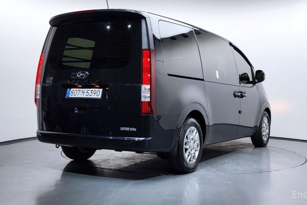2021 Hyundai Staria с пробегом 37 640 км