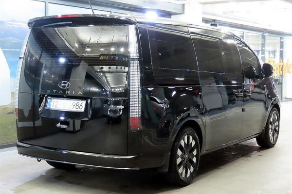 2021 Hyundai Staria с пробегом 74 166 км