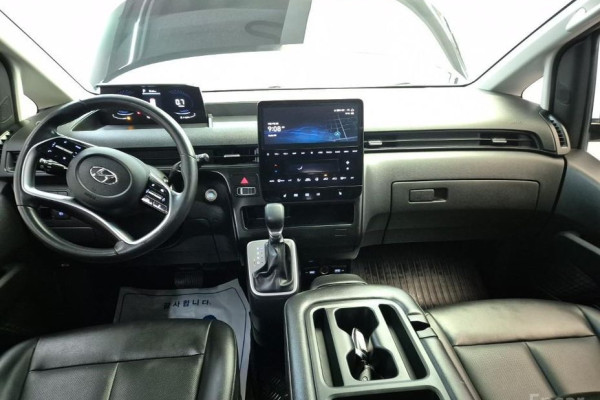 2022 Hyundai Staria с пробегом 55 804 км
