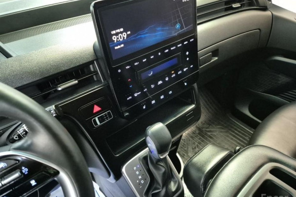 2022 Hyundai Staria с пробегом 55 804 км