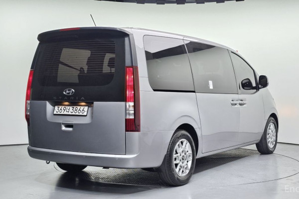 2022 Hyundai Staria с пробегом 99 411 км