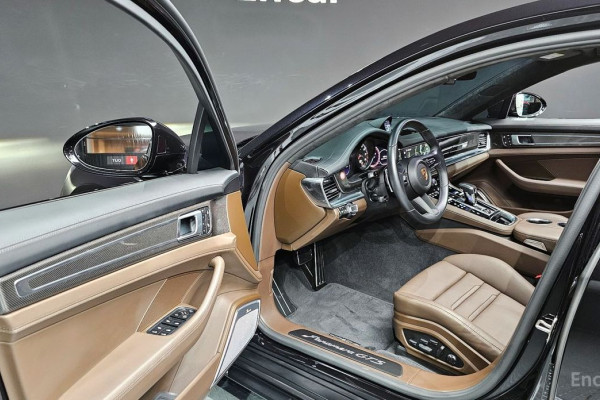 2022 Porsche Panamera с пробегом 27 331 км
