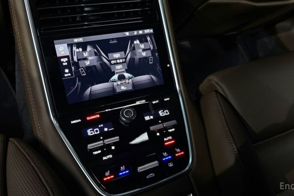 2022 Porsche Panamera с пробегом 27 331 км