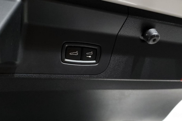 2023 Porsche Panamera с пробегом 17 801 км