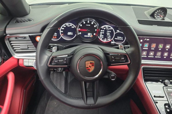 2023 Porsche Panamera с пробегом 19 092 км