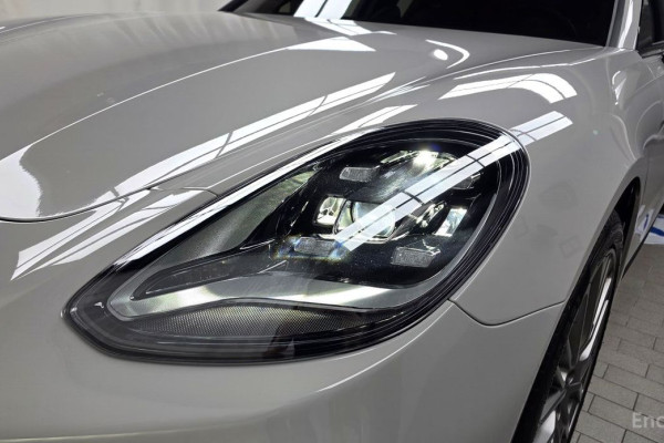 2023 Porsche Panamera с пробегом 16 550 км