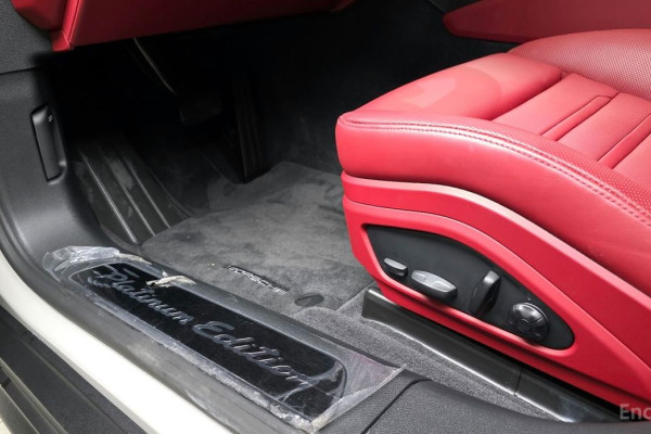 2023 Porsche Panamera с пробегом 16 550 км