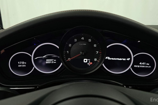 2021 Porsche Panamera с пробегом 69 337 км