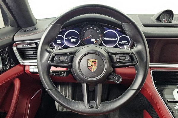 2021 Porsche Panamera с пробегом 69 337 км