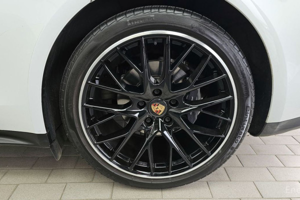 2021 Porsche Panamera с пробегом 69 337 км