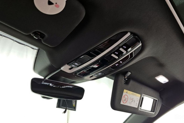 2021 Porsche Panamera с пробегом 69 337 км