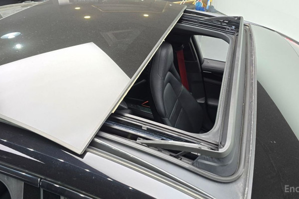 2022 Porsche Panamera с пробегом 60 628 км