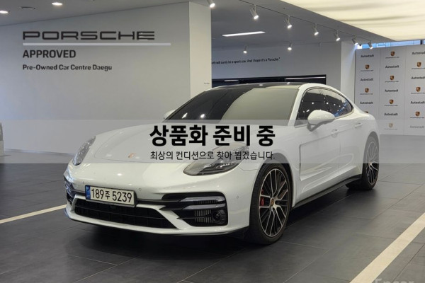 2022 Porsche Panamera с пробегом 18 100 км