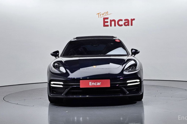 2022 Porsche Panamera с пробегом 19 710 км