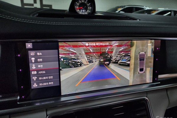 2021 Porsche Panamera с пробегом 48 208 км