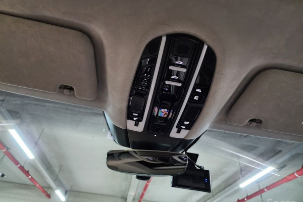 2021 Porsche Panamera с пробегом 48 208 км