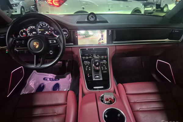 2023 Porsche Panamera с пробегом 43 724 км