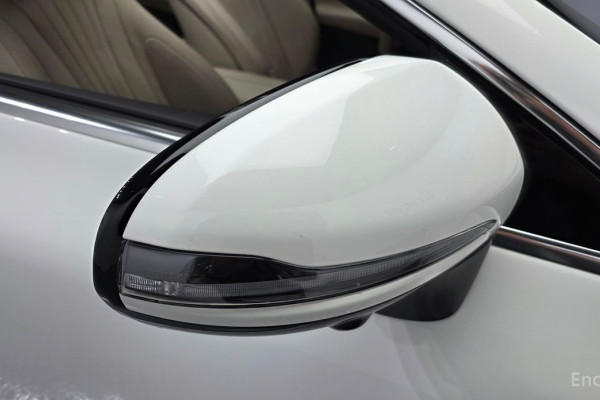 2023 Mercedes-Benz CLS с пробегом 27 599 км