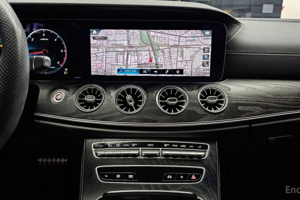 2023 Mercedes-Benz CLS с пробегом 60 059 км