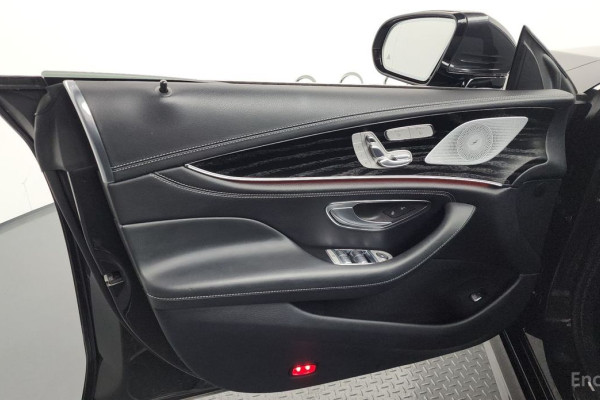 2022 Mercedes-Benz CLS с пробегом 32 272 км