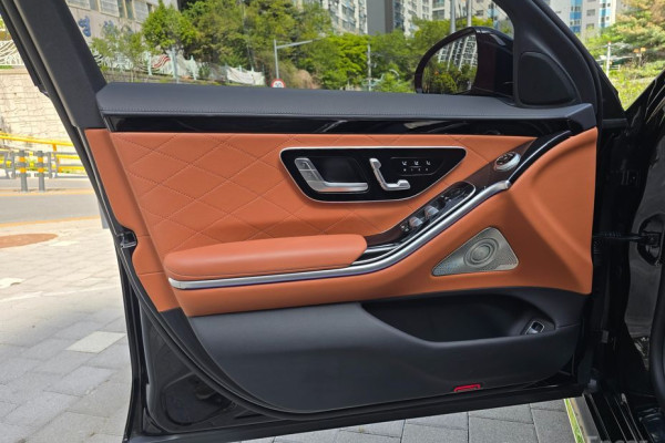 2022 Mercedes-Benz S-Класс с пробегом 19 000 км