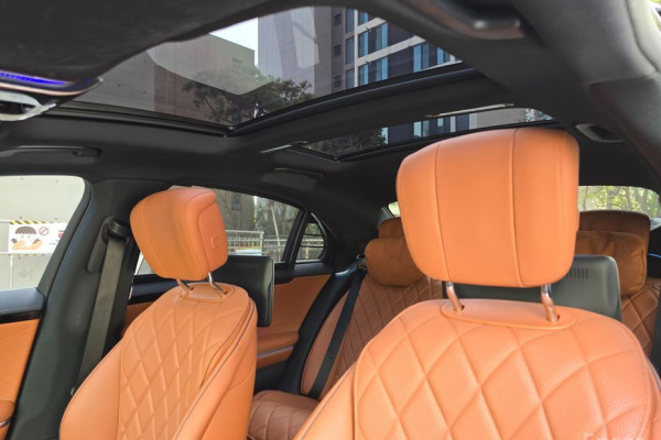 2022 Mercedes-Benz S-Класс с пробегом 19 000 км