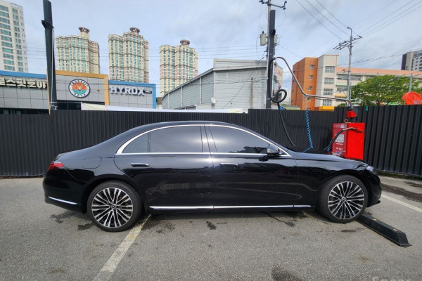 2022 Mercedes-Benz S-Класс с пробегом 25 152 км